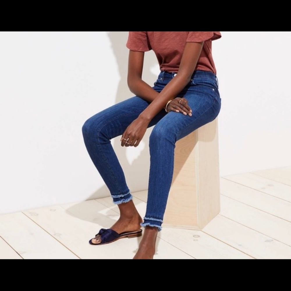 NWOT Loft double frayed hem skinny jeans